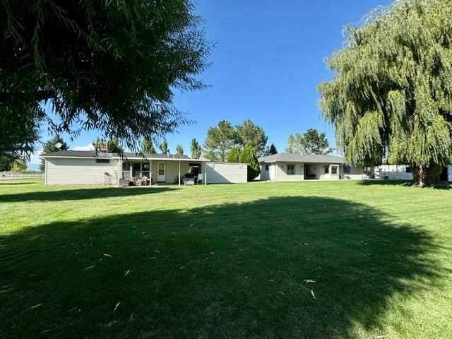 64372 Jig Road, Montrose, CO 81401