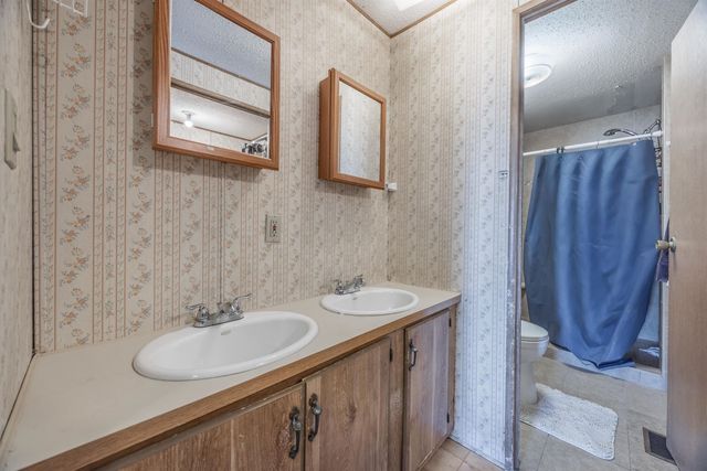 64372 Jig Road, Montrose, CO 81401