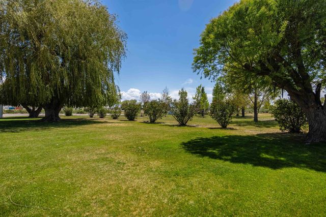 64372 Jig Road, Montrose, CO 81401