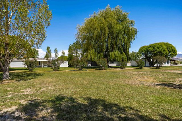 64372 Jig Road, Montrose, CO 81401