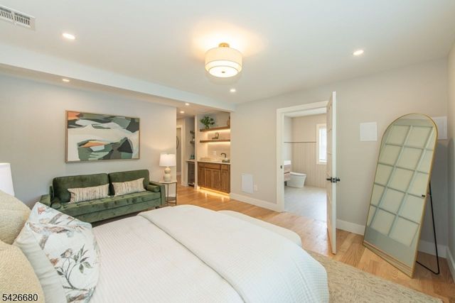 43 Alexander Ave, Montclair Twp., NJ 07043