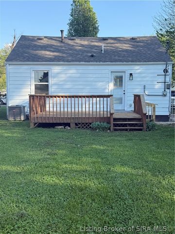 205 W Bowne Boulevard W, Clarksville, IN 47129