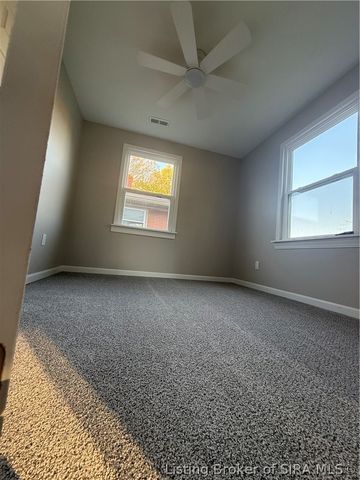 205 W Bowne Boulevard W, Clarksville, IN 47129