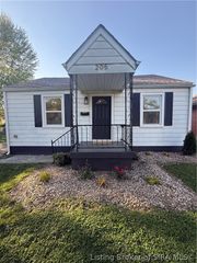 205 W Bowne Boulevard W, Clarksville, IN 47129