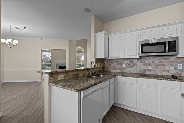 6016 Willow Wood Lane, Dallas, TX 75252