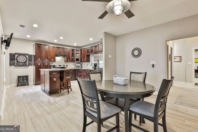 103 Fox Hall Crossing W, Senoia, GA 30276