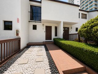 1901 NW S River Dr 5A, Miami, FL 33125