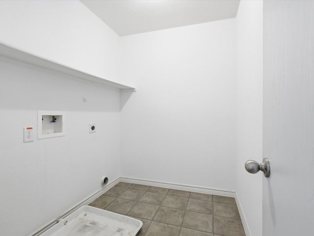 2459 Silverado Trail, Grand Prairie, TX 75052