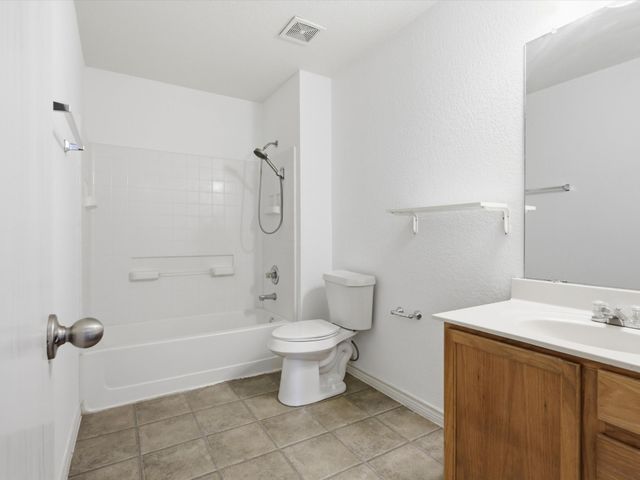 2459 Silverado Trail, Grand Prairie, TX 75052