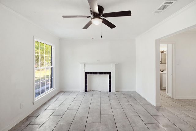 1105 Bell Drive, Greenville, TX 75401