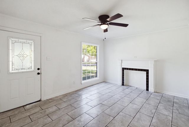 1105 Bell Drive, Greenville, TX 75401