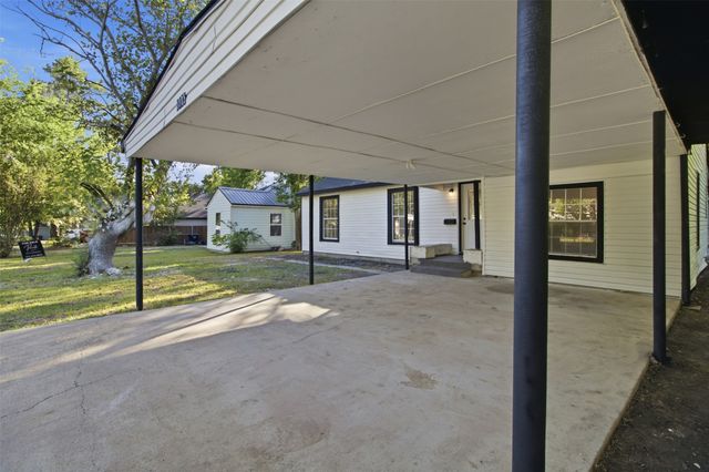 1105 Bell Drive, Greenville, TX 75401