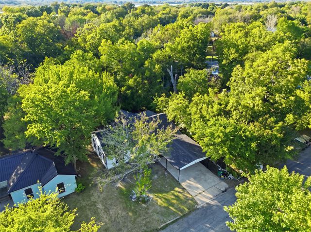 1105 Bell Drive, Greenville, TX 75401