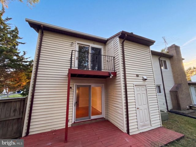 662 HERNDON PKWY, Herndon, VA 20170