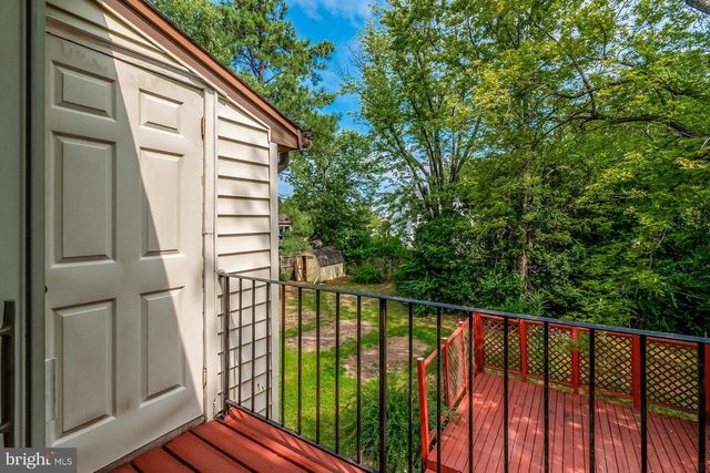 662 HERNDON PKWY, Herndon, VA 20170