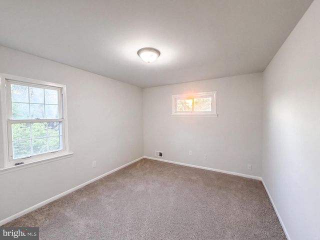 662 HERNDON PKWY, Herndon, VA 20170