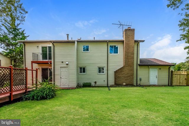 662 HERNDON PKWY, Herndon, VA 20170