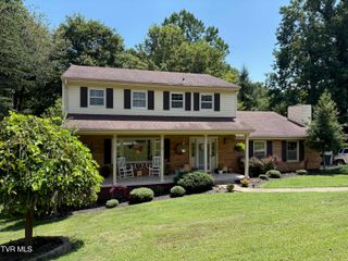 1700 Brentwood Drive, Greeneville, TN 37743