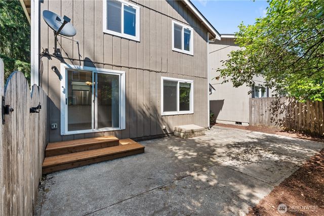 6101 Laguna Lane SE, Lacey, WA 98503
