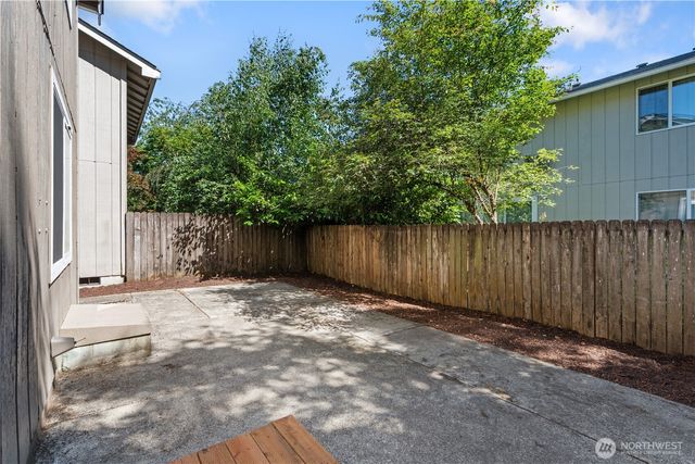 6101 Laguna Lane SE, Lacey, WA 98503