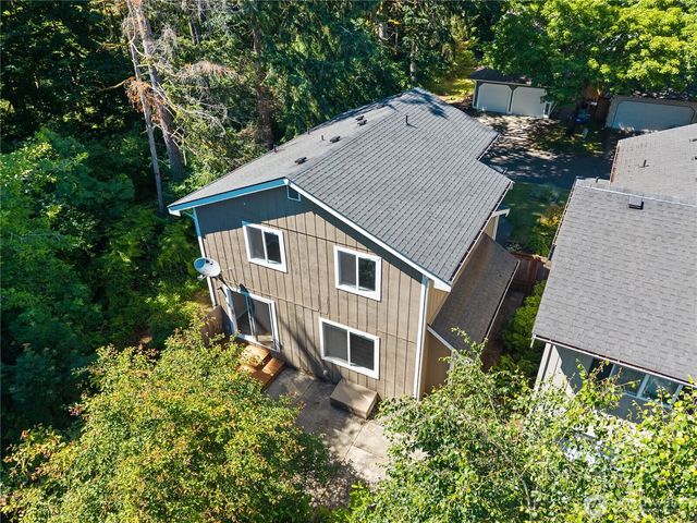 6101 Laguna Lane SE, Lacey, WA 98503