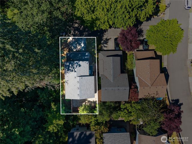 6101 Laguna Lane SE, Lacey, WA 98503