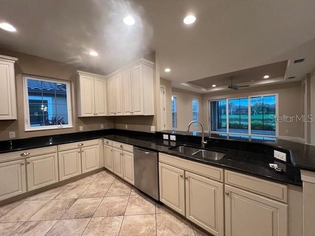 8288 VARENNA DRIVE, Sarasota, FL 34231