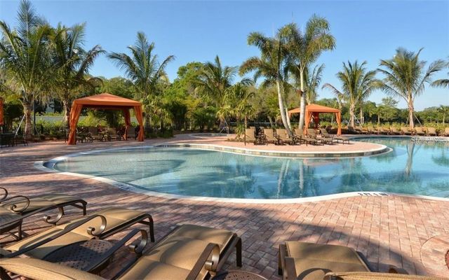 8288 VARENNA DRIVE, Sarasota, FL 34231