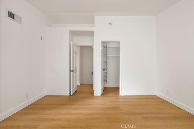 5799 Freebird Lane 102, Oak Park, CA 91377