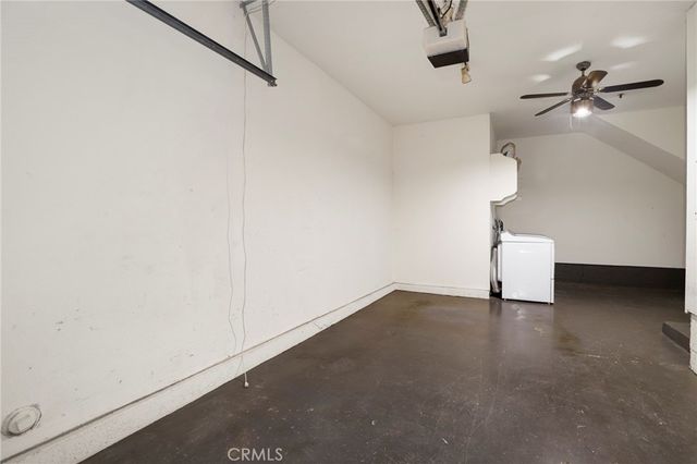 5799 Freebird Lane 102, Oak Park, CA 91377