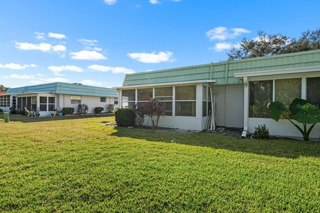 1802 BEDFORD LANE 2, Sun City Center, FL 33573