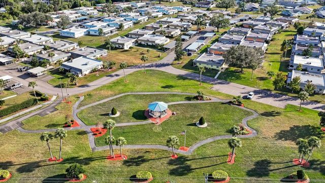 1802 BEDFORD LANE 2, Sun City Center, FL 33573