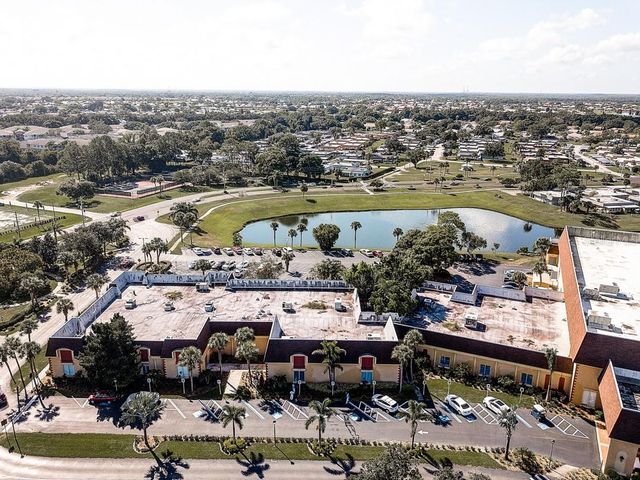 1802 BEDFORD LANE 2, Sun City Center, FL 33573