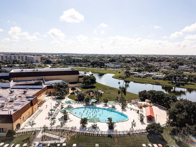 1802 BEDFORD LANE 2, Sun City Center, FL 33573