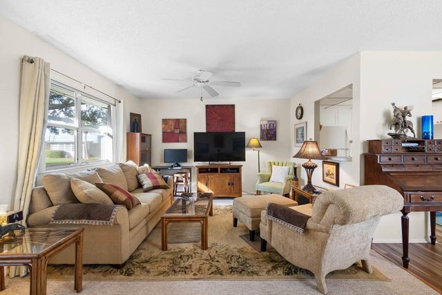 1802 BEDFORD LANE 2, Sun City Center, FL 33573