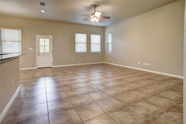 105 S Kaupo DR, Bastrop, TX 78602