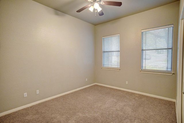 105 S Kaupo DR, Bastrop, TX 78602