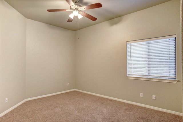 105 S Kaupo DR, Bastrop, TX 78602