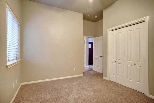 105 S Kaupo DR, Bastrop, TX 78602