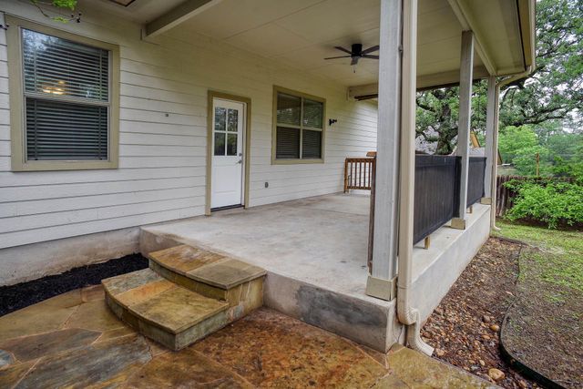 105 S Kaupo DR, Bastrop, TX 78602