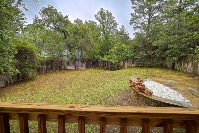 105 S Kaupo DR, Bastrop, TX 78602