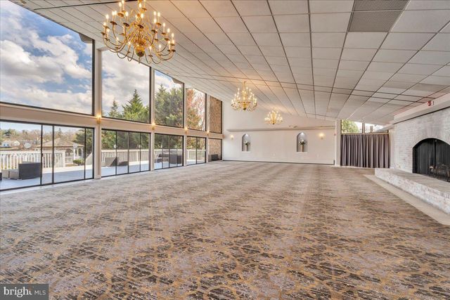2036 HARBOUR DR, Palmyra, NJ 08065