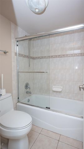 9441 Evergreen Place 401, Davie, FL 33324