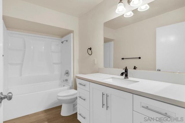 11162 Kelowna Rd. 43, San Diego, CA 92126