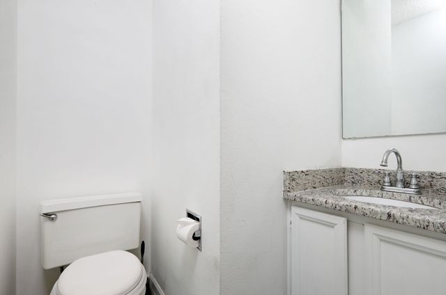 6184 Terrace Drive 8, Johnston, IA 50131