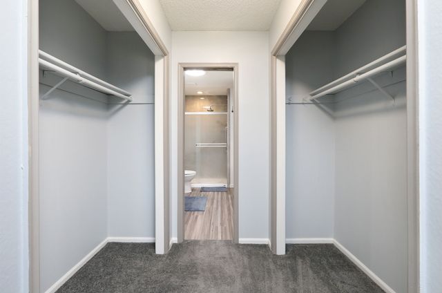 6184 Terrace Drive 8, Johnston, IA 50131