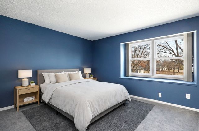 6184 Terrace Drive 8, Johnston, IA 50131