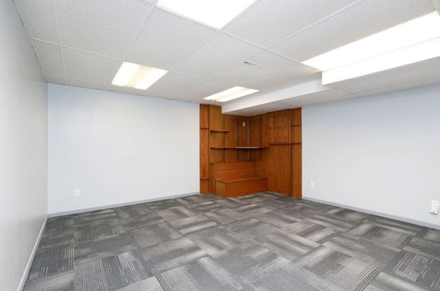 6184 Terrace Drive 8, Johnston, IA 50131