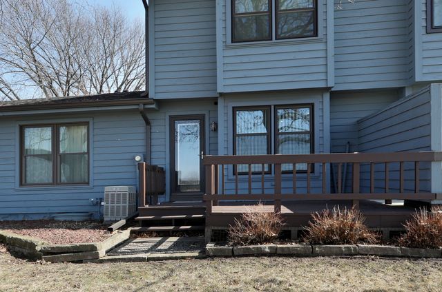 6184 Terrace Drive 8, Johnston, IA 50131