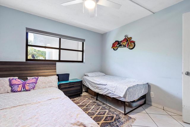 7547 NW 79th Avenue 111, Tamarac, FL 33321